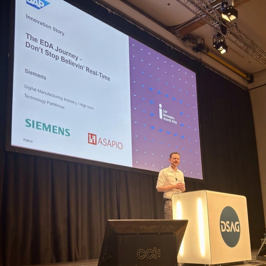Siemens' SHERPA X presented as an Innovation Story at a DSAG event