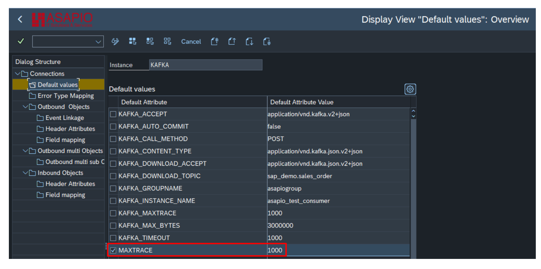 Default Values view for a connection instance, MAXTRACE attribute highlighted